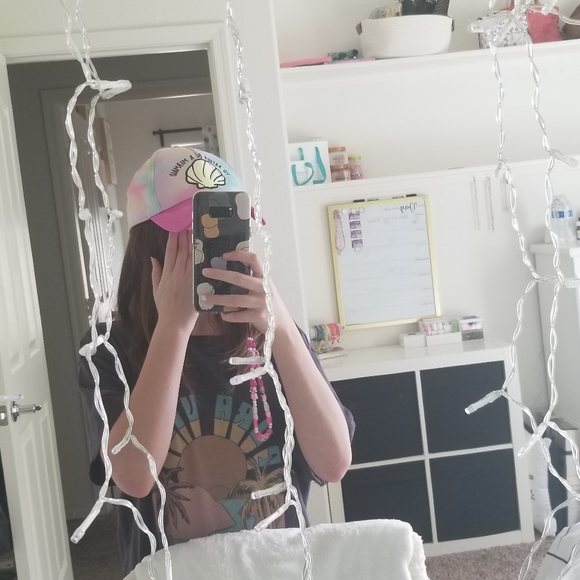 *NWOT!* Beachy Seashell Mermaid Hat 🧜‍♀️🐚 - Picture 6 of 8